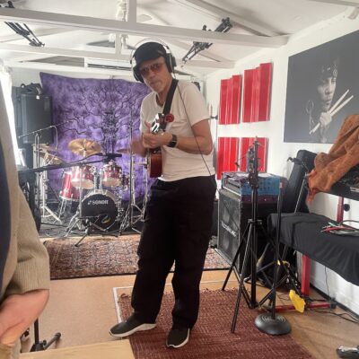 Ukulele Vibes from James da man!